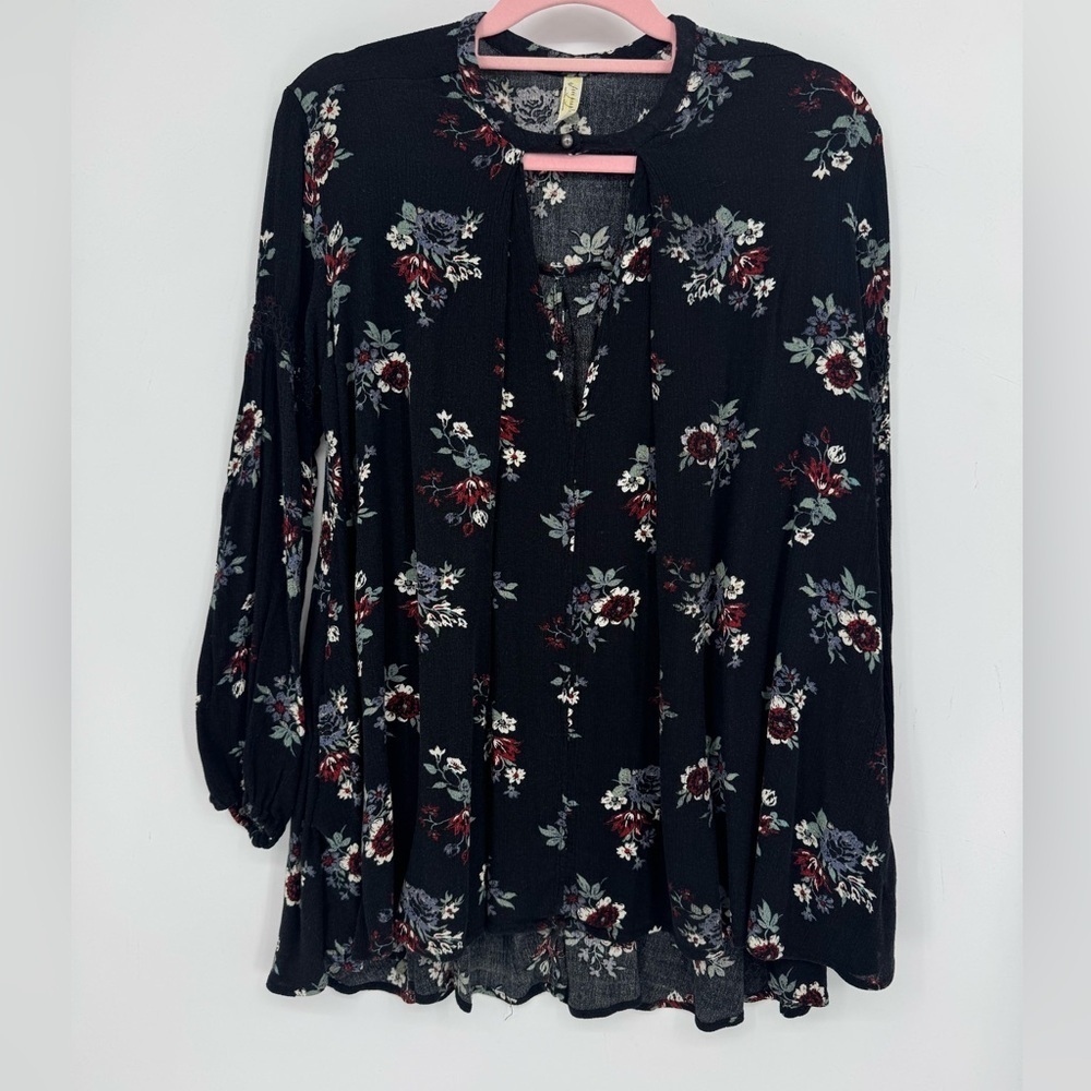 Free People Women's Oversized Black Floral Tunic Blouse Boho Chic Size XS
